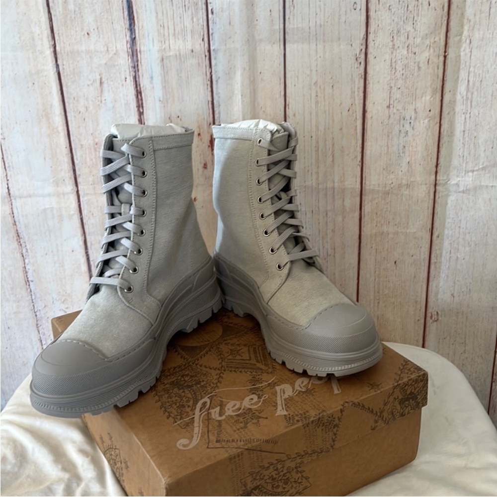 NWT Free People Military Boot Camp Out Canvas Dove Grey SZ 8 - Picture 10 of 15